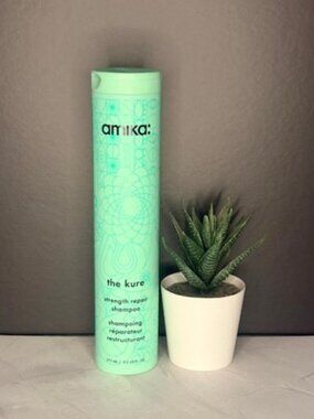 💚 Amika “The Kure” Strength Repair Shampoo 💚